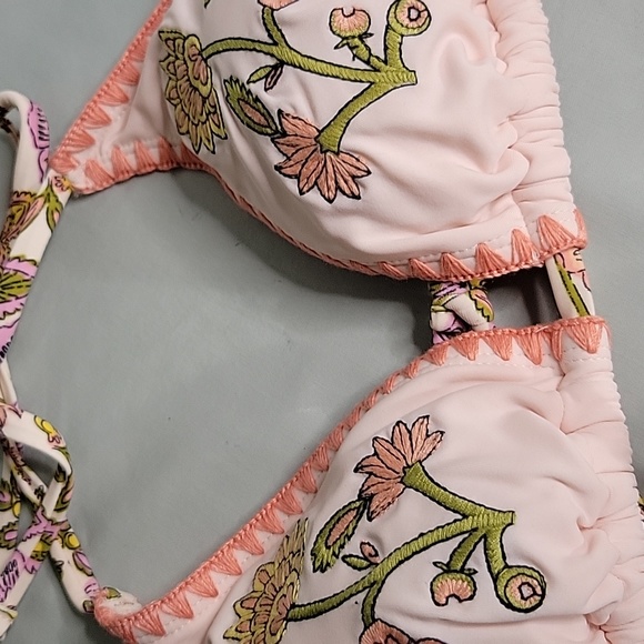 NWT Bikini - Picture 4 of 10